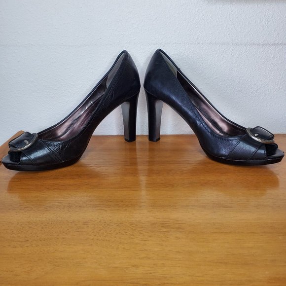 Tahari | Brigitte Black Buckle Peep Toe High Heels | Size 10 - Picture 12 of 12